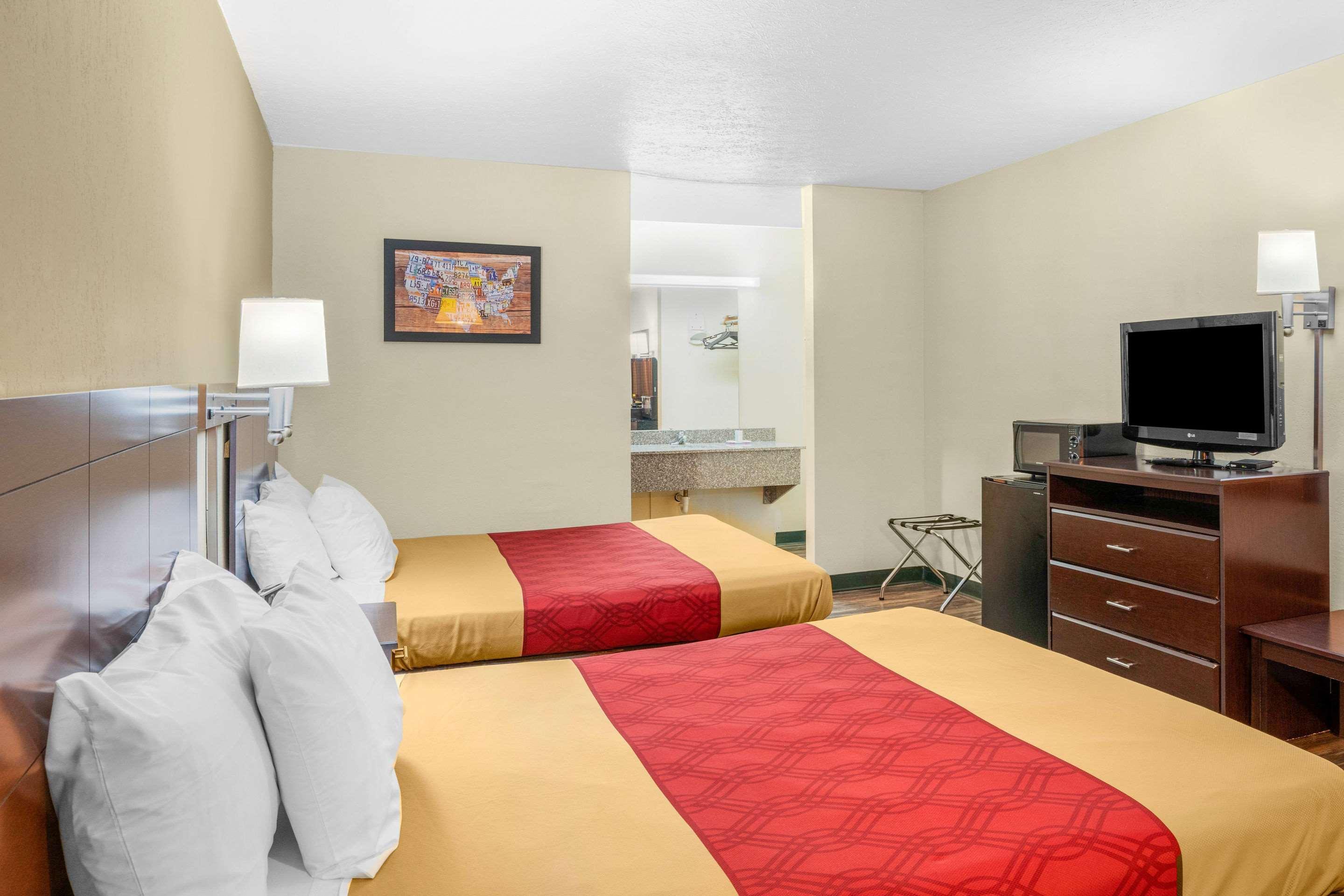 Econo Lodge Near Missouri University Of Science And Technology Ролла Экстерьер фото
