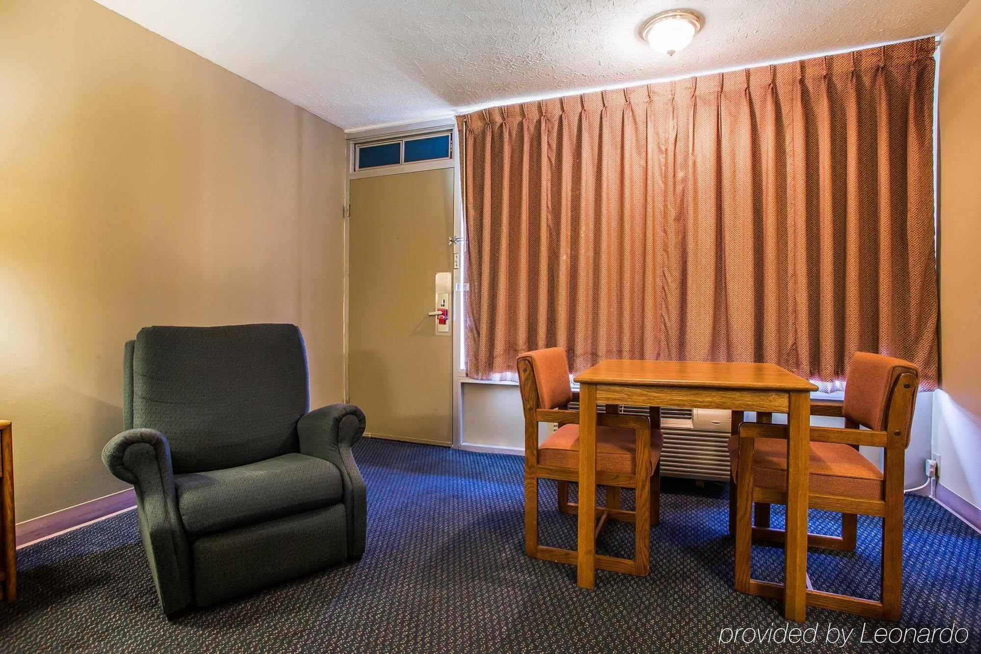 Econo Lodge Near Missouri University Of Science And Technology Ролла Экстерьер фото