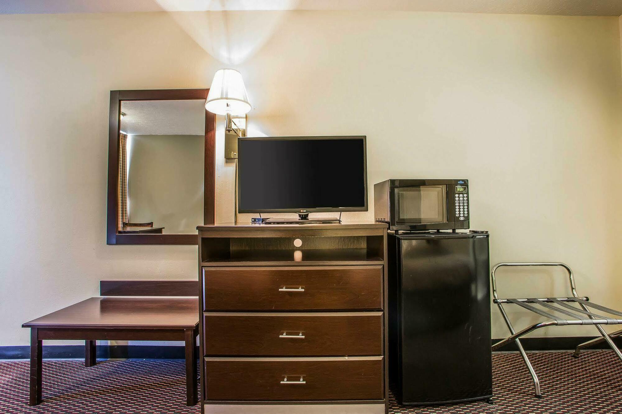 Econo Lodge Near Missouri University Of Science And Technology Ролла Экстерьер фото